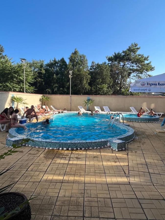 Къща Нанси Pantai Sunny Bagian luar foto