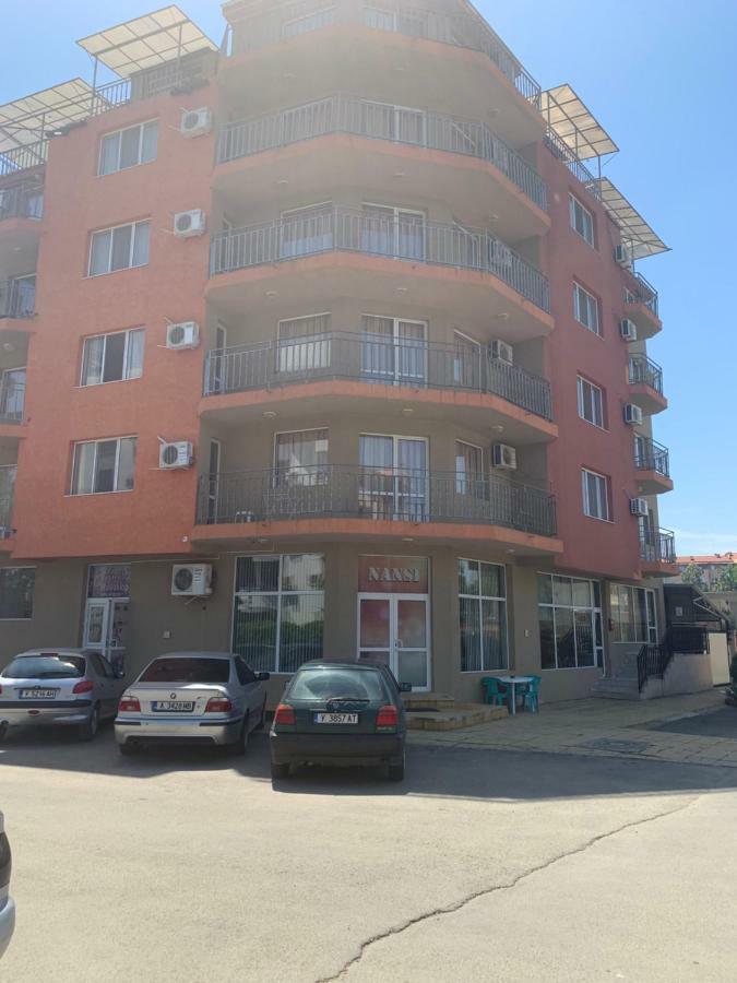 Къща Нанси Pantai Sunny Bagian luar foto